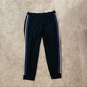 LOGO Lounge Side stripe jogger pants. Size Large